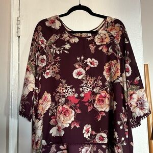 Floral hi-lo blouse